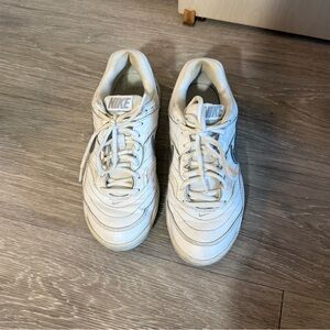 Nike White Sneakers - clay court tennis shoes